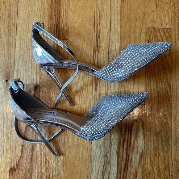 Steve Madden Alisha Silver Metallic Rhinestone Pumps size 8 - Picture 8 of 9